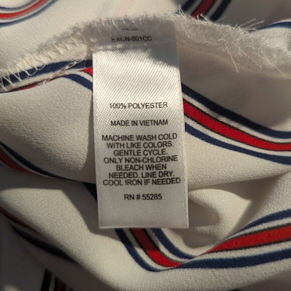 Express The Portofino Shirt * Women Size Medium - Picture 6 of 6